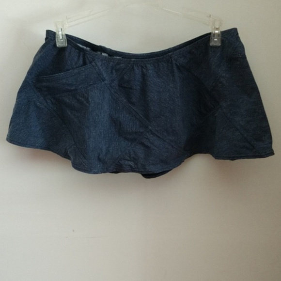 CHRISTMAS #9 MSRP=$84 NWT Vix by DESIGNER Paula Hermanny Bikini TOP NWT - Picture 4 of 8